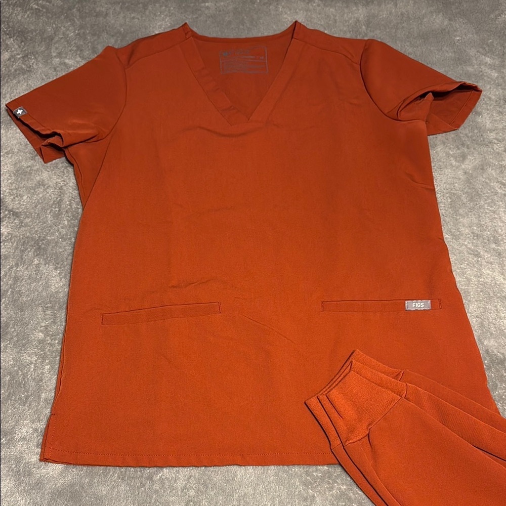 FIGS XS Burnt Orange Scrub Top and Jogger Pants Set